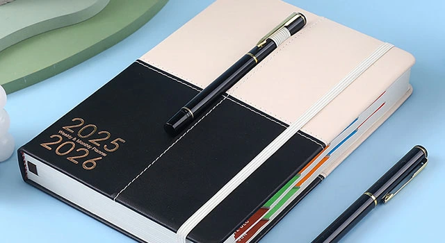 दैनिक नोटबुक